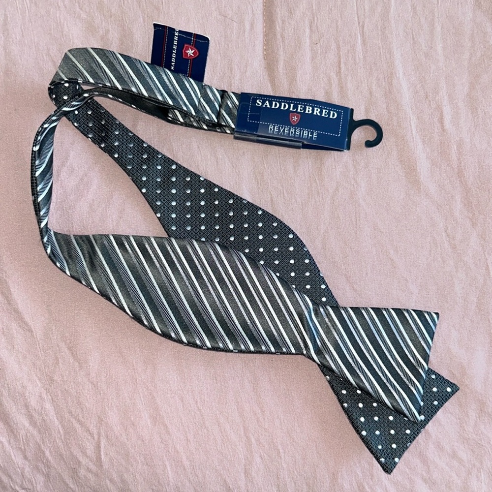 Reversible bow tie